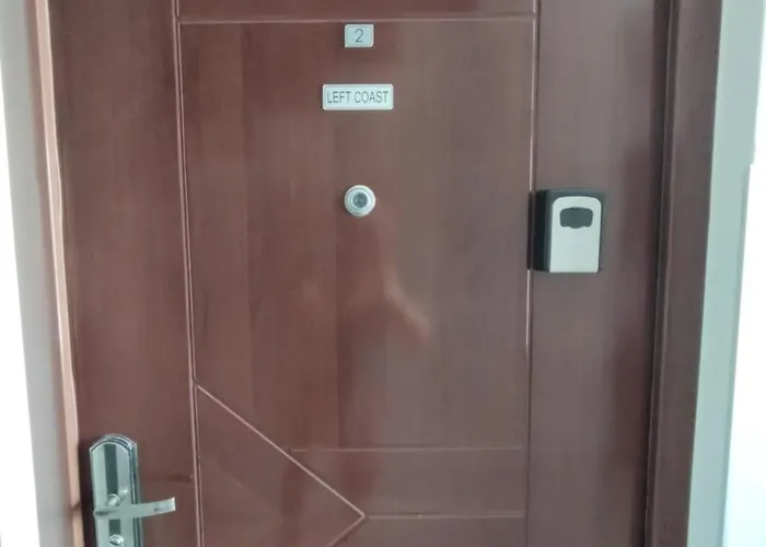 Διαμέρισμα Left Coast Βελιγράδι